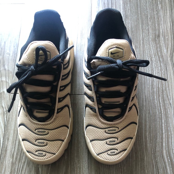 air max plus gs desert